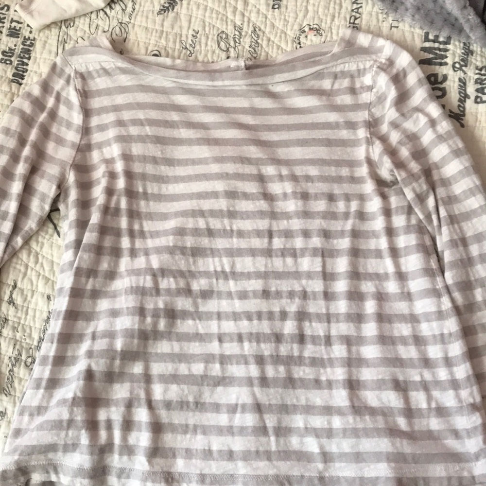 striped simple shirt :)